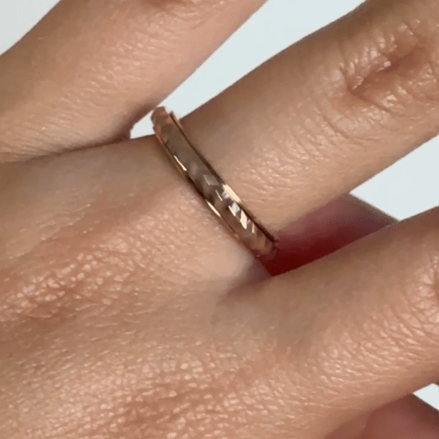 Anillo Deslizante Delgado Rombos Oro Rosa