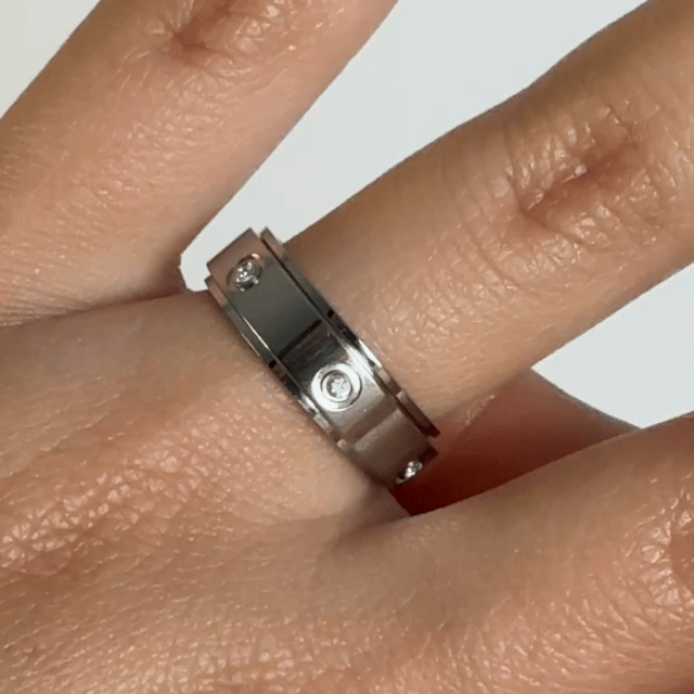 Anillo Deslizante Insertos Zirconias Plateado