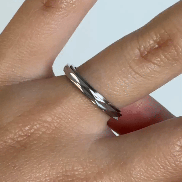 Anillo Deslizante Delgado Textura 2 Plateado