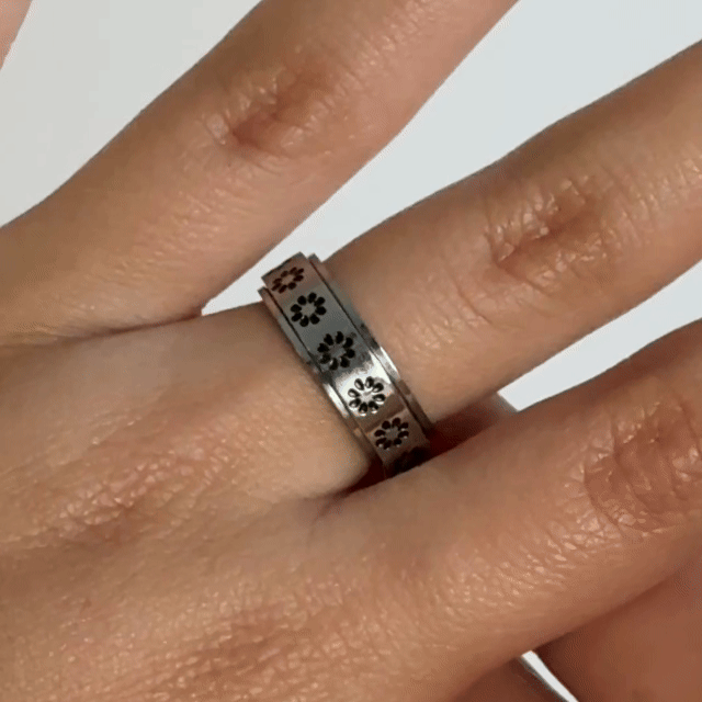Anillo Deslizante Flor Plateado