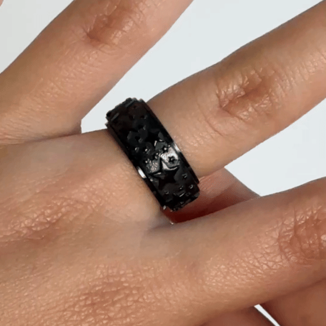Anillo Deslizante Estrellas Relieve Negro