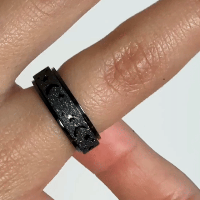 Anillo Deslizante Luna y Estrellas Aspero Negro